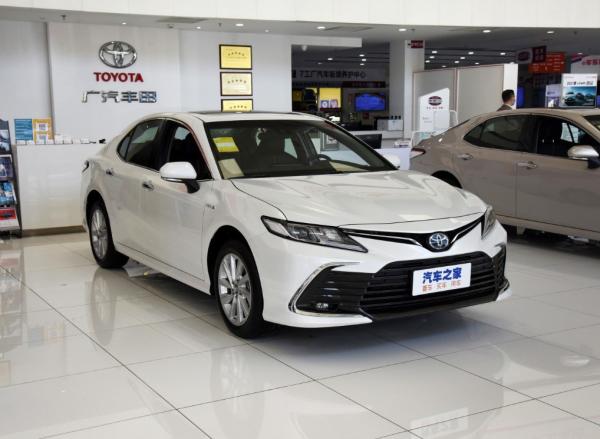 Veículos Usados do Terceiro Mundo Fornecedores Verificados Oferecem Toyota Camry Hybrid Sedan com Direção Esquerda