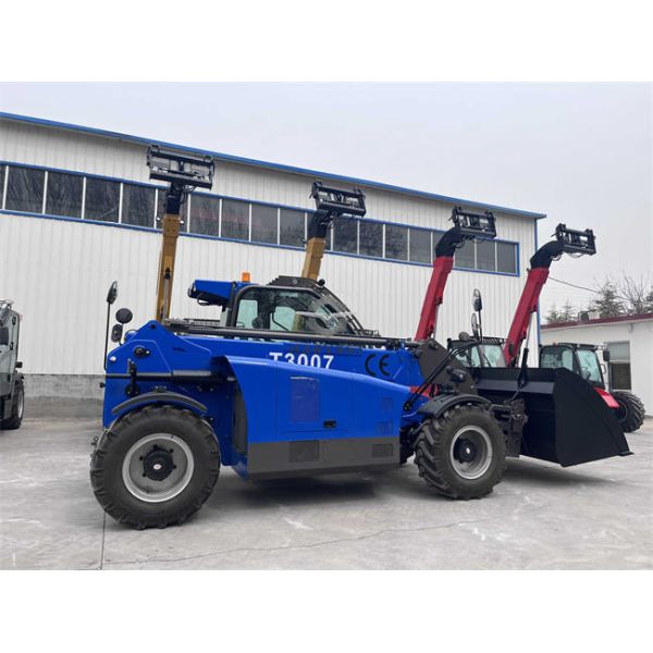 4WD 7m Telhandler Forklift with Cum-mins Engine for Construction