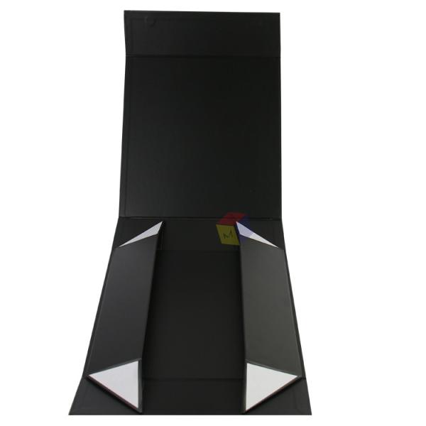 Handmade Recycled Cardboard Packaging Magnetic Closure Black Foldable
