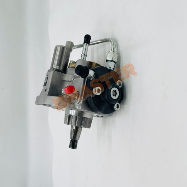 Remanufactured Denso HP3 Common Rail Fuel Injection Pump With 1800bar Injection Pressure For 2KD-FTV Engine And 6 Months Warranty