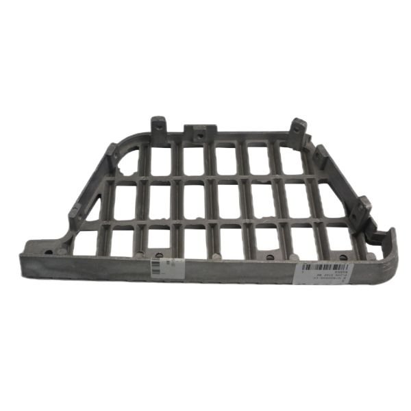 ISUZU NKR94 PLATE STEP RH 8978599960 8978679680