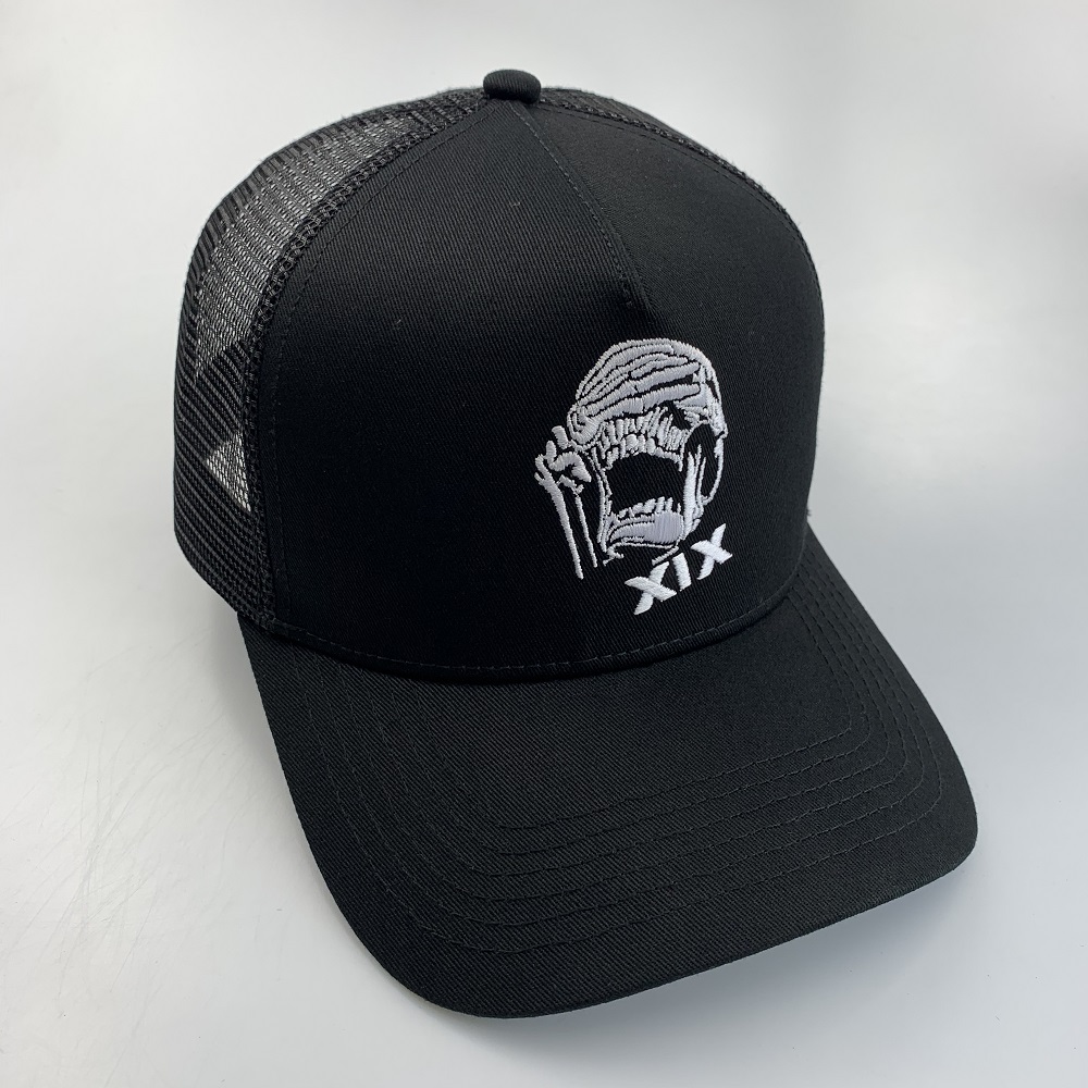 Custom Embroidery Trucker Hats 5 Panel Waterproof 58CM for Four Seasons