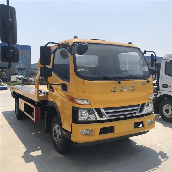 4 Tons JAC Euro 6 Rollback Flatbed Tow Truck With 3 Passengers