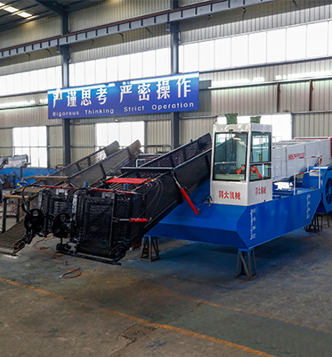 Automatic Aquatic Weed Removal Machine with 12t Load Capacity 75kw Power