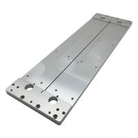 Alésage de fraisage de perçage de usinage de commande numérique par ordinateur d'embases en aluminium anodisées par taille longue