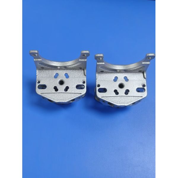 OEM Custom Precision CNC Machined Aluminum Mounting Bracket with Glass Bead Sandblasted Finish and ±0.01 mm Tolerance