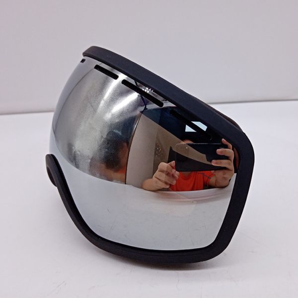 Unisex Black Ski Goggles with Customized Anti-Fog TPU Frame and OTG Black Frame
