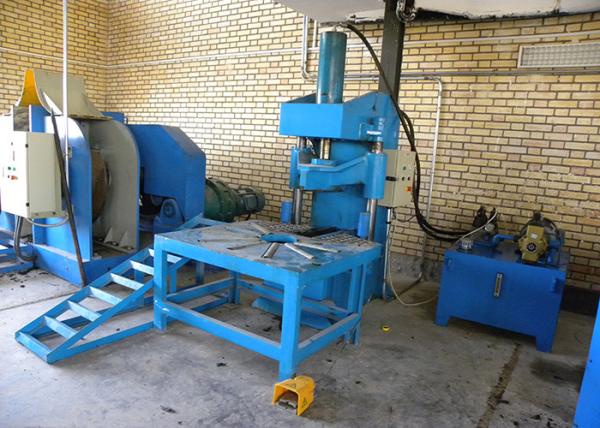 5.5 KW Tyre Recycling Line Cutter Waste Tyre Recycling Rubber Cutting Automatic
