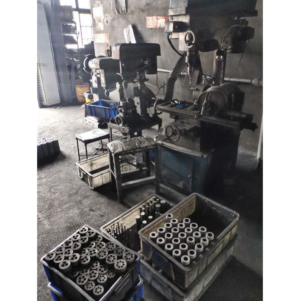 DC-1.85 Black Graphite Die for Continuous Casting Process of Brass Bars Rods and Tubes