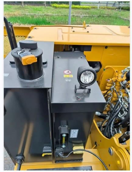 Second-hand CAT307 excavator with low price and excellent quality Bucket capacityUD0.33m³ Machine weight7023 kg - 7470kg
