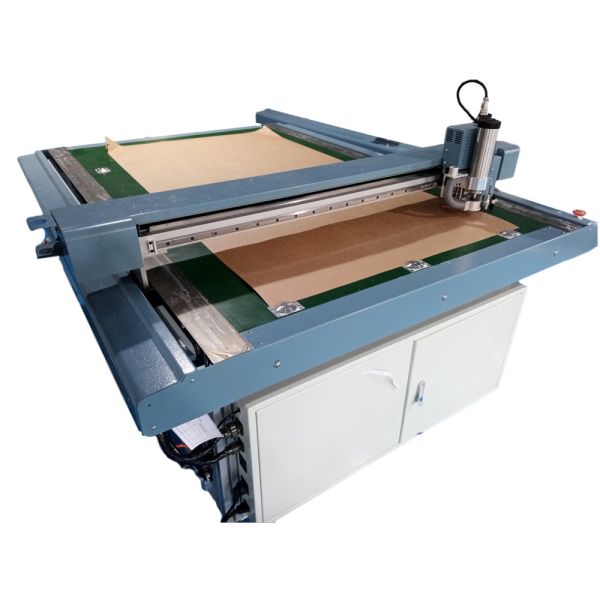 1512 Size Flatbed Template Cutter with 1500x1200mm Cutting Scope and All Aluminum Countertops Featuring Smart Power Cut Data Recovery