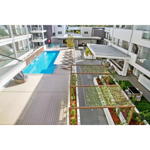 Solid 140 X 25MM Decking Wood Plastic Composite WPC Coextruded Decking Recyclable