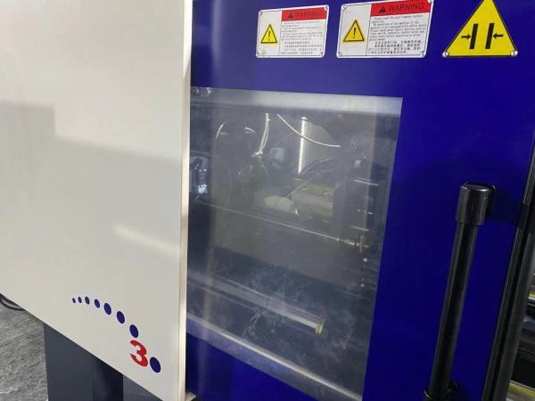 178 Ton PET Injection Moulding Machine Haisong MA1780 5.07x1.35x1.99m