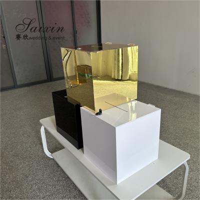 Fond de décoration de mariage en acrylique de 20 pieds Pièces centrales de l'événement magnifique miroir d'or boîtes en plastique