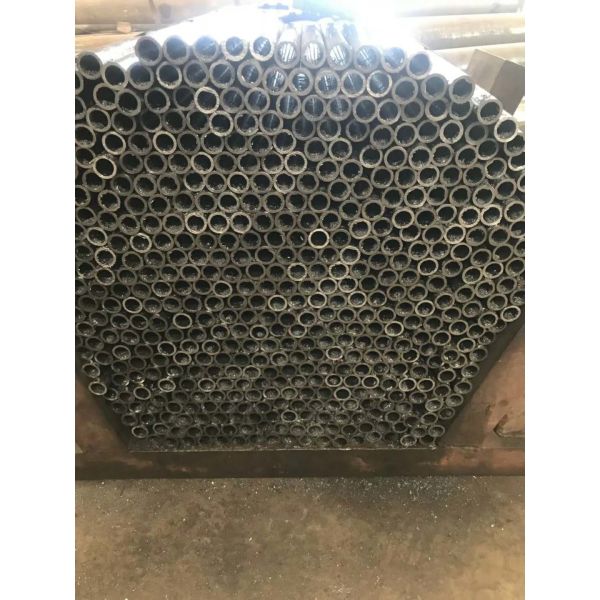 Труба КС безшовная стальная по мере того как АСМЭ/СА179 100% ХИ испытали всю тру