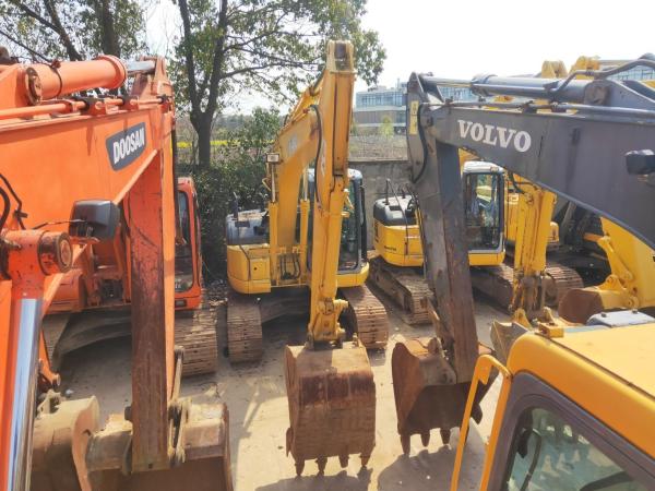                  Perfect Condition Origin Japan Excavator Komatsu PC100 PC120 PC128 PC130 PC138 PC158 PC160 PC200 PC210 PC220 PC230 PC240 Nice Price with 1 Year Warranty             