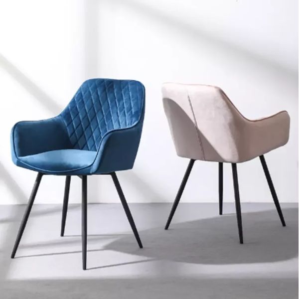 Chaise de salle à manger moderne en velours avec cadre en métal - OEM disponible