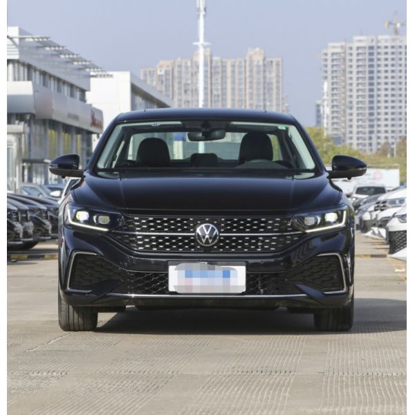 Седан места двери 5 бензина 4 версии 250 1.4T 150HP элиты Passat 2023 280TSI Starsky