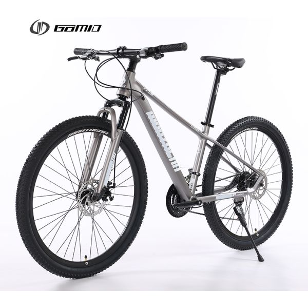 Customized Carbon Fiber Effect Mountain Bike with SHIMANO 21 Speed Groupset and Alloy Frame by GOMID