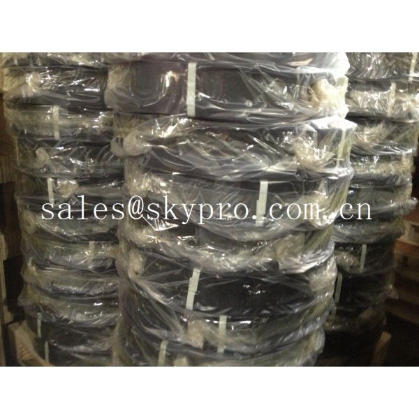 Черный транспортер обходя резину, резину skirtboard хорошей ссадины упорную