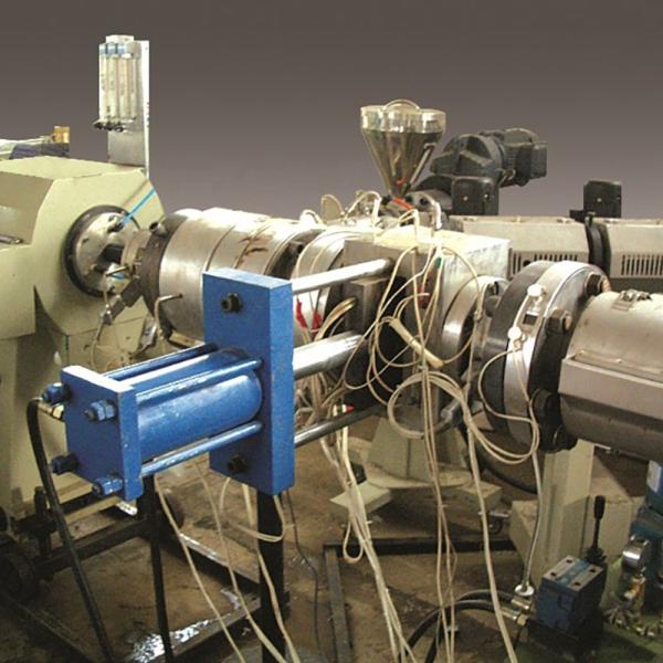 60kW Power Co-rotating Conical Twin-screw Plastic Extruder Machine for PVC Pipe Making