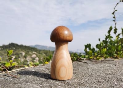 Mushroom-Shaped Adjustable Salt & Pepper Grinder With Ceramic Core And Wood Jar