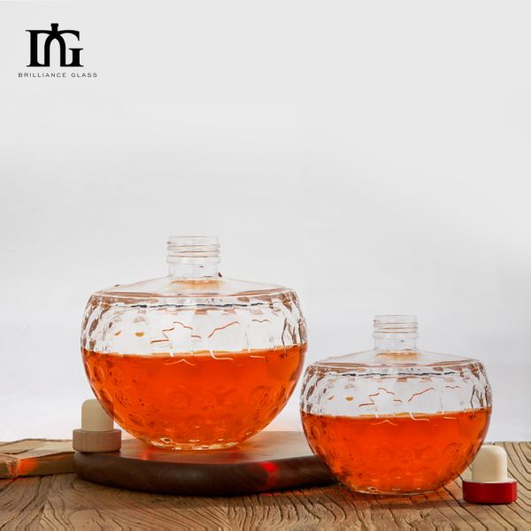 Glass Whiskey Decanter Set 500ml Capacity Golf Ball Shape Design for Alcohol Drinking