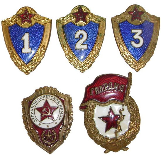 Funny Hard Enamel Lapel Pins 0.5” - 2” Dimension Pantone Colors Printing