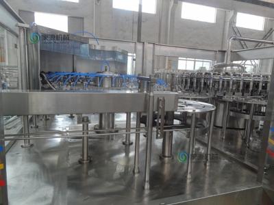 Maquinaria de enchimento 20000BPH da água mineral para a garrafa do ANIMAL DE ESTIMAÇÃO 0.5L