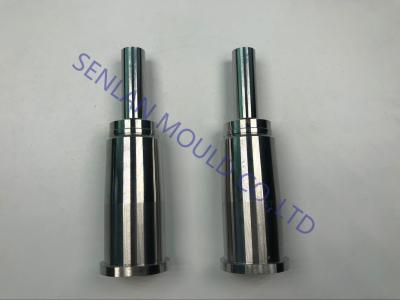 As peças moldadas plástico de SKD61 S136, núcleo do molde fixam Axiality dentro de 0.005mm