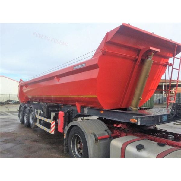 Three / Double Axle Heavy Duty Dump Trailers , Steel Frame Tipper Semi Trailer 