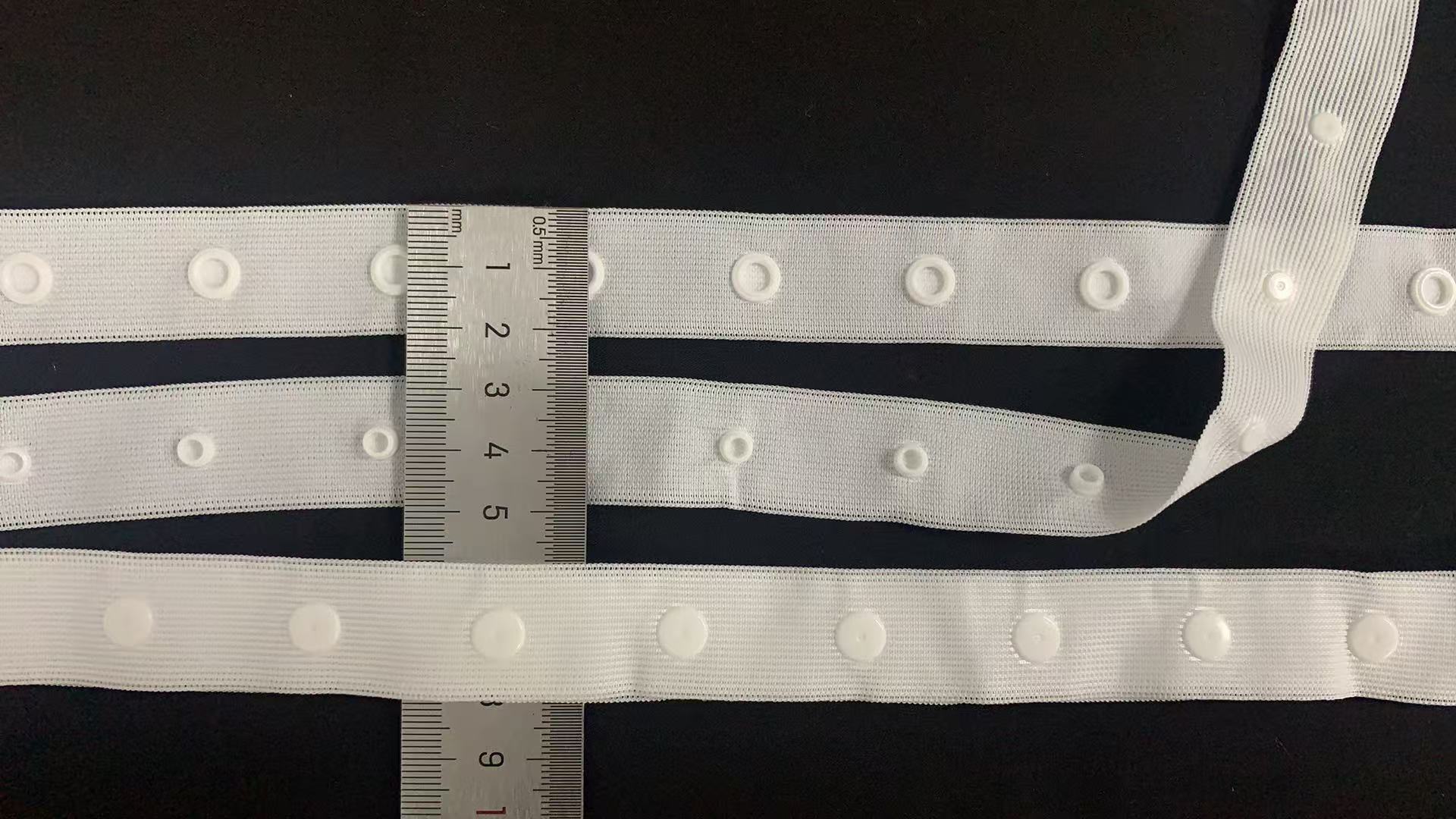 Factory wholesaler 30*30mm/75*75mm Polyester /nylon Snap Button Tape for Baby Infant Wear and  Jacket 