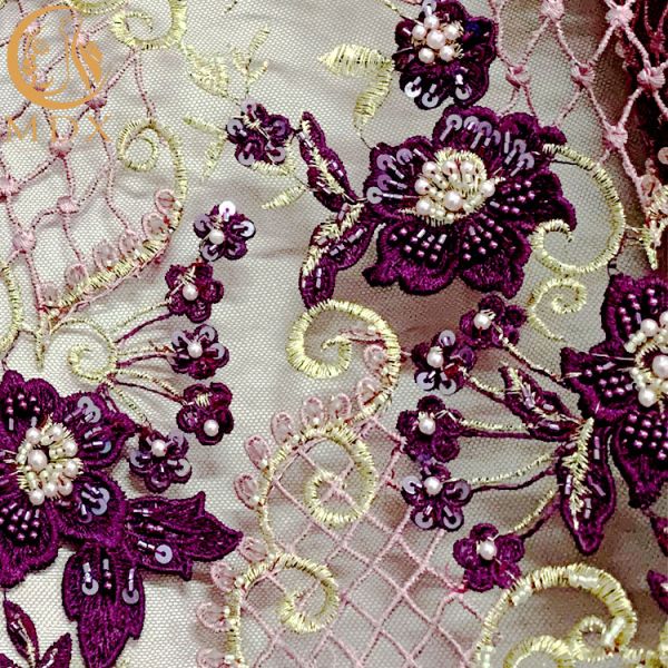 Африканец OEM вводит пурпурную ткань в моду шнурка Applique с шариками