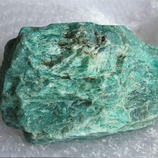 Carved Technique Ice Type Natural Tianhe Crystal Stone Raw Stone Ornaments for Art Collectible Collection