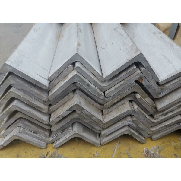 Адвокатура угла 30*30*3 нержавеющей стали Sus304 к длине 200*200*12mm 6M