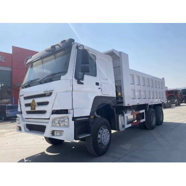 SINOTRUK howo 371 chevaux 400 chevaux nouveau camion-déchargeur lourd 6x4 camion à bascule avec prix inférieur