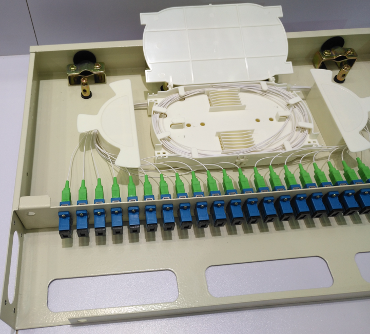 24 порта SC Single Mode Fiber Optic Patch Panel для сети TTH FTTX FTTB ODN PON