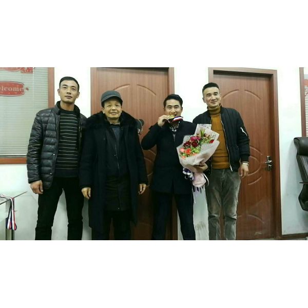 Shanghai LONGHUA CONSTEUCTION MACHINERY Co., Ltd.