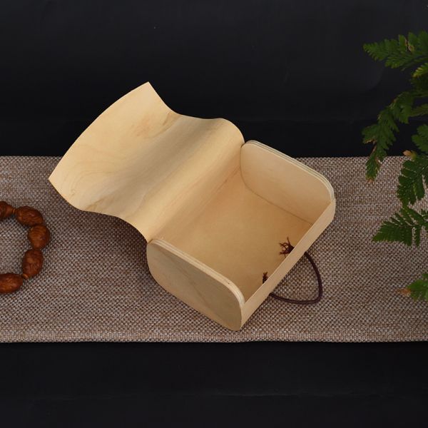 Custom Unfinished Soft Wood Birch Bark Handmade Cheese Cake Packaging Box for Gift