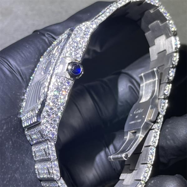 Busto luxuoso de Moissanite abaixo do relógio em volta do corte brilhante Moissanite Cartier Santos