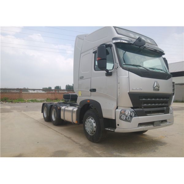 371HP 6x4 10 Wheeler Sinotruk Howo A7 Tractor Truck Tractor Head Optional Driving
