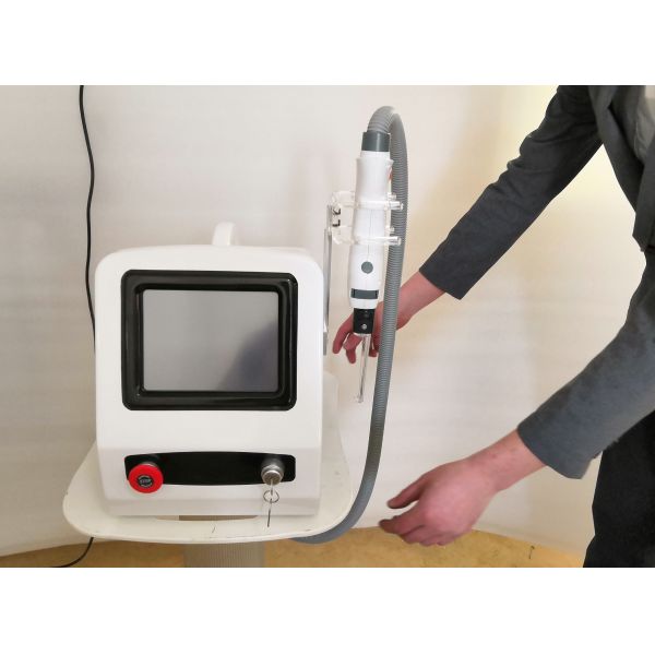 Tattoo Studio Pico Laser Tattoo Removal Machine With Carbon Rejuvenation