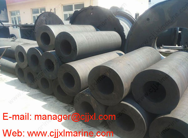 Cylindrical Shaped Natural Quay Rubber Fenders