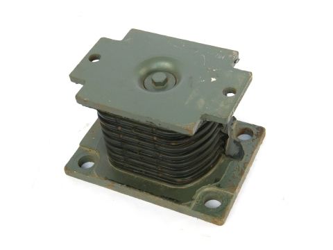 AZ9725520276 Leaf Spring Rubber Support Assembly For HOWO