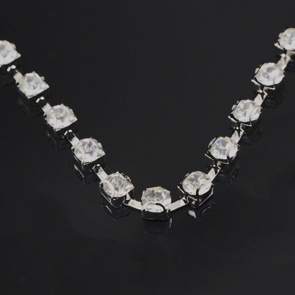 Copper Pearl And Rhinestone Necklace Inlaid 5.89MM Round Diamond OEM