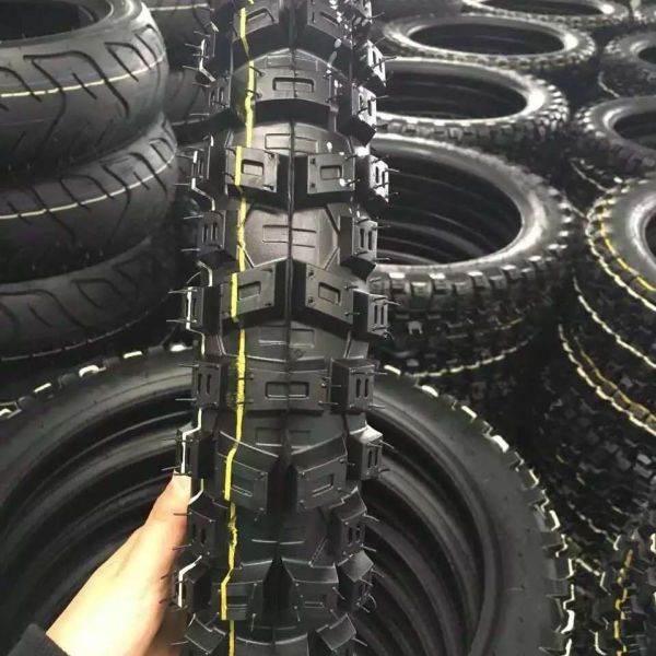 Todos os pneus de motocicletas de terreno 2.75-17 4pr 6pr 8pr 45% 55% Material para desempenho