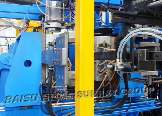 30 Liter Jerry Can Plastic Blow Moulding Machine 61KW Energy Consumption SRB100D-1