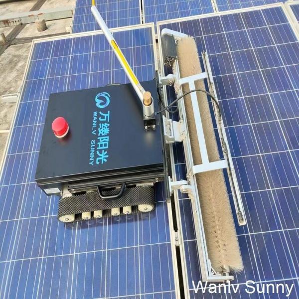 Cold Wash Solar Farm Washing Robot with 1100 mm Width Rolling Brush Head and 5 Hours Endurance Time