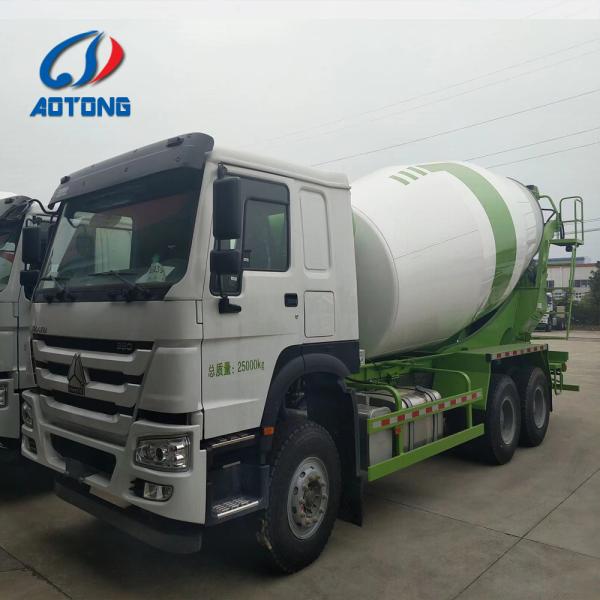 Heavy Duty Self Loading Concrete Mixer Truck 4-15 Cubic Capacity