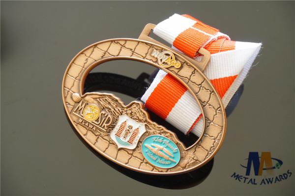 Durable Small Metal Medallions Antique Copper Plated Medailles Oval Shape